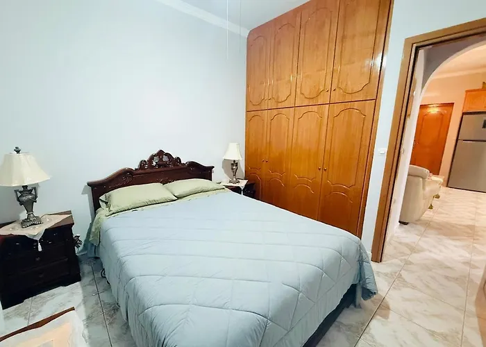 Ocean View Haroula's Place בית נופש *