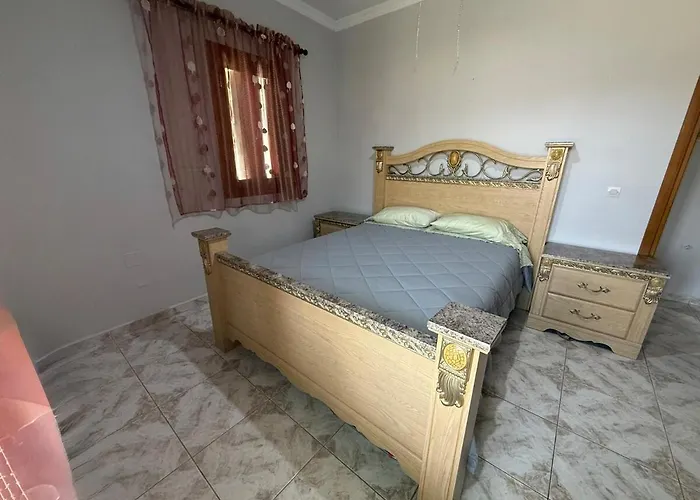 Ocean View Haroula's Place בית נופש *